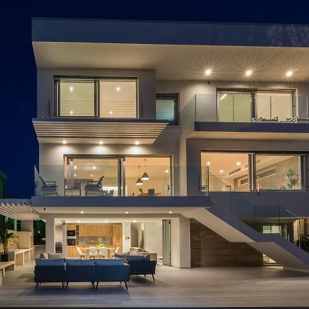Luxurious Villa In Kozino With Fenced Garden Bagian luar foto