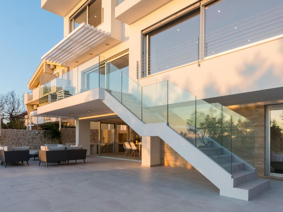 Luxurious Villa In Kozino With Fenced Garden Bagian luar foto